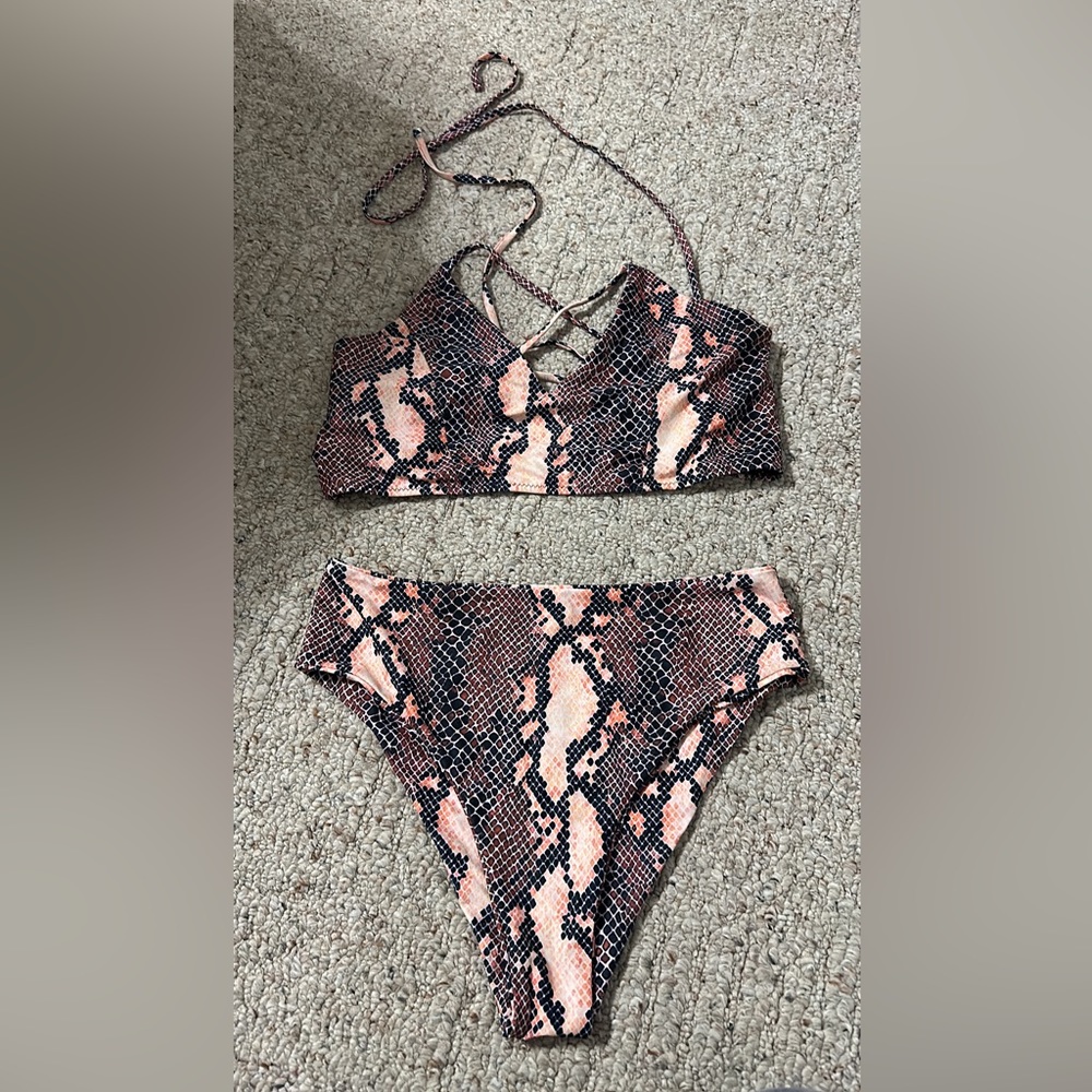 SNake print bikini set